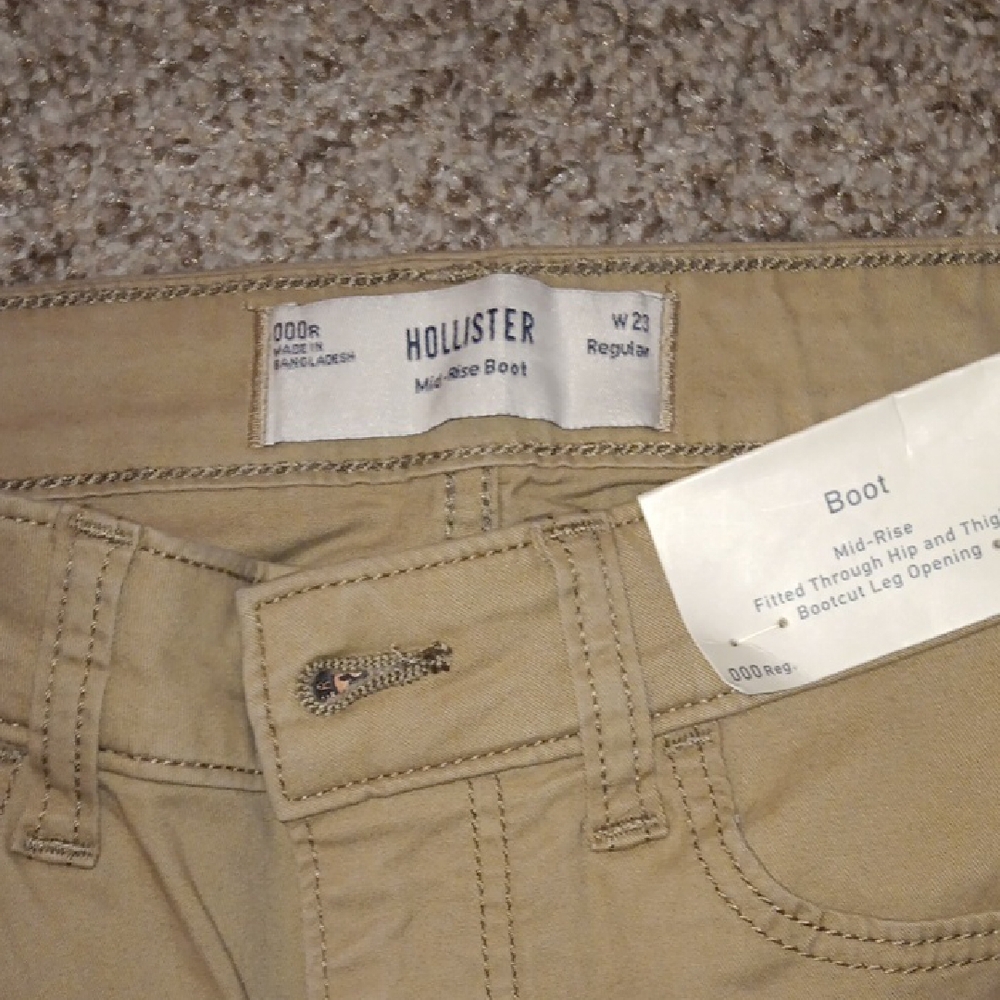 Hollister Women's Flare Jeans in Tan - Picture 2 of 4
